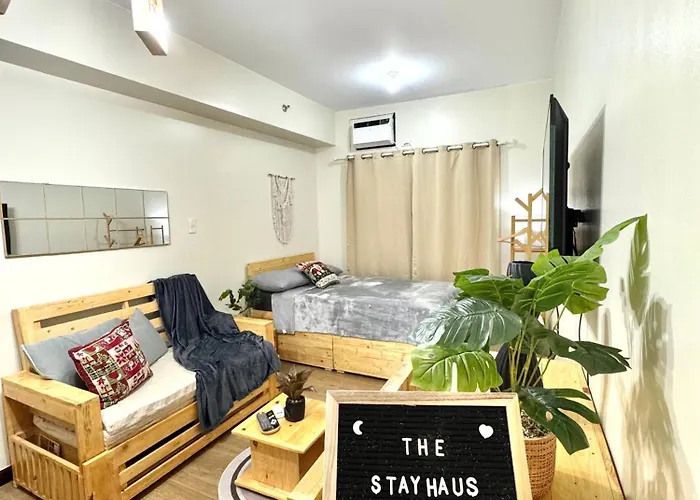 Aparthotel The Stayhaus By Dan & Steph *