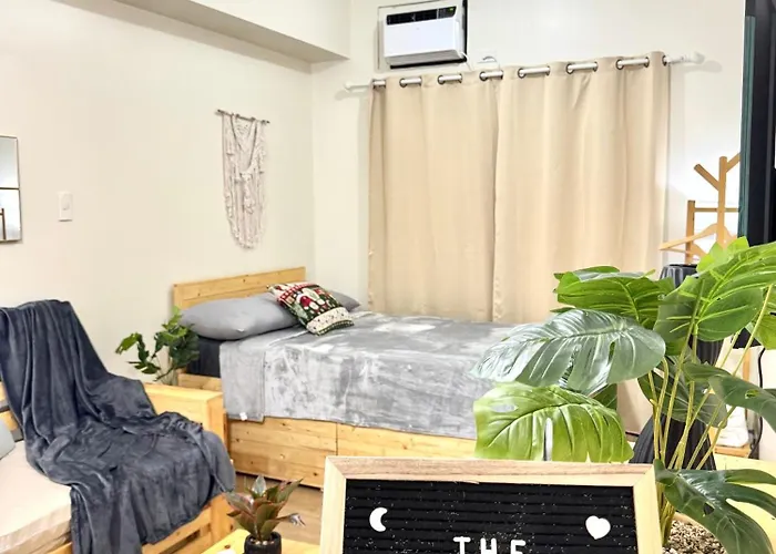 The Stayhaus By Dan & Steph Aparthotel